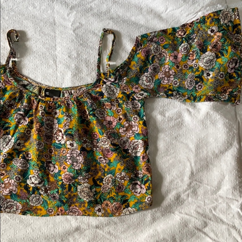 Crop top